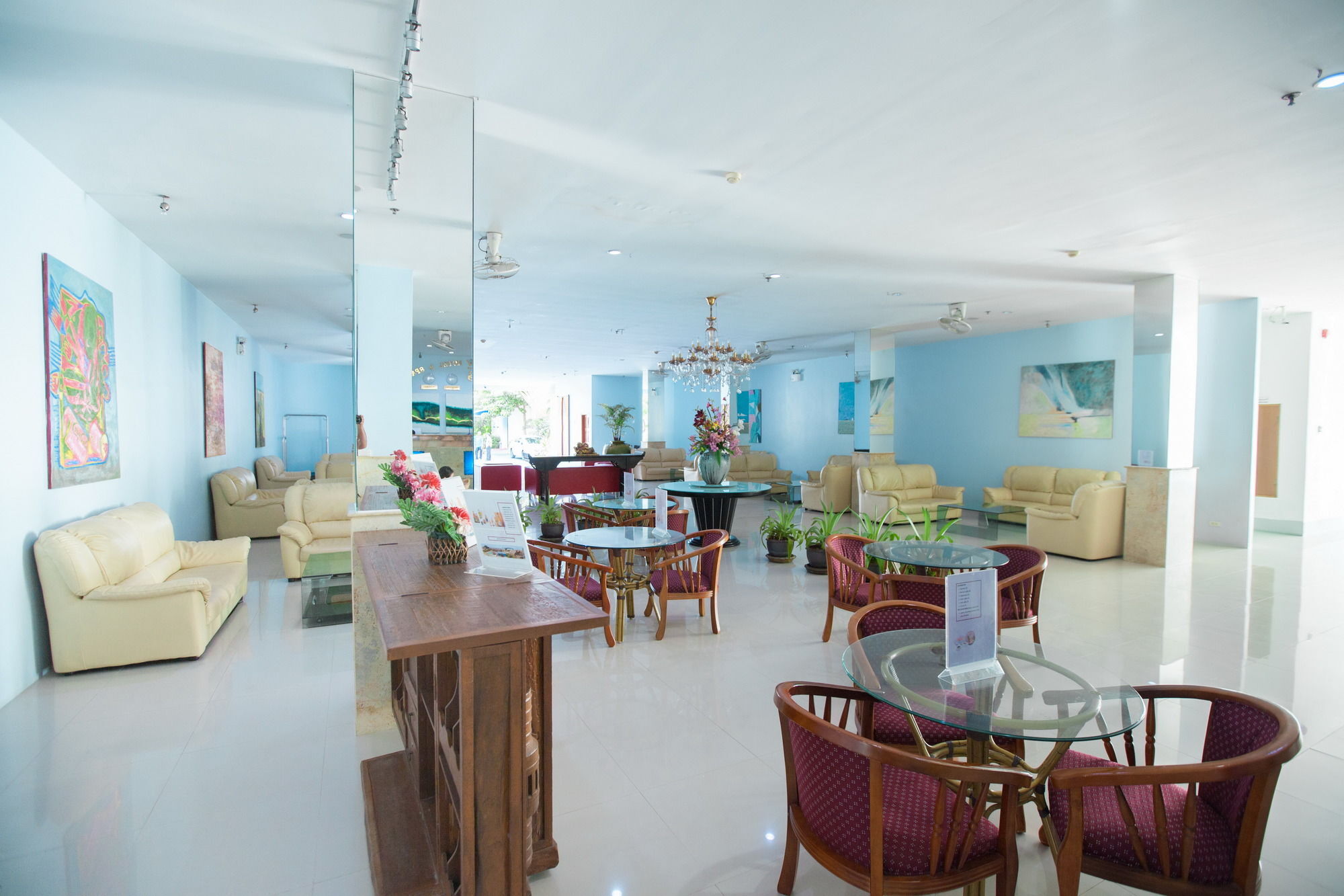 Chalong Beach Hotel Phuket Rawai Exteriör bild