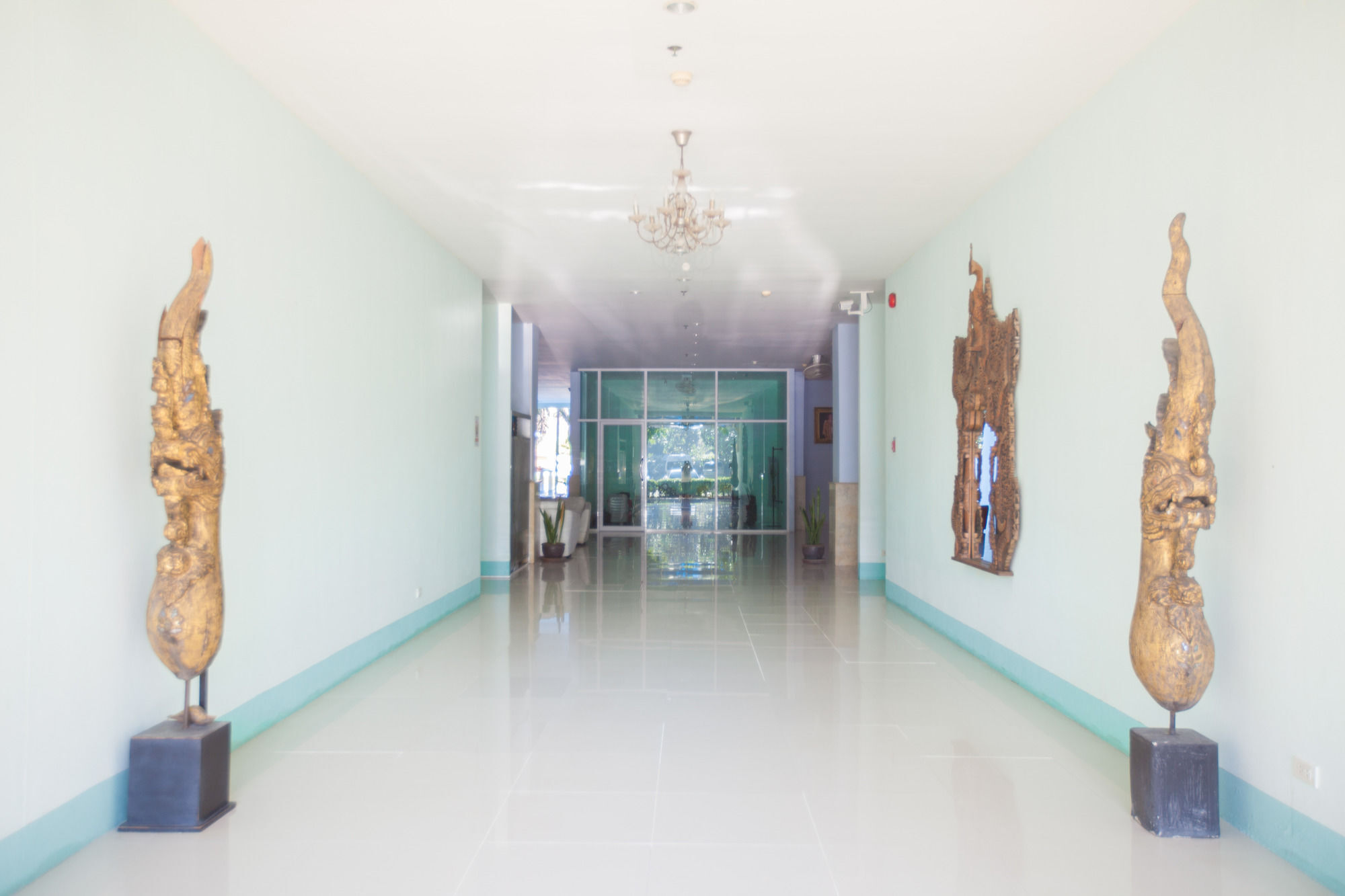 Chalong Beach Hotel Phuket Rawai Exteriör bild