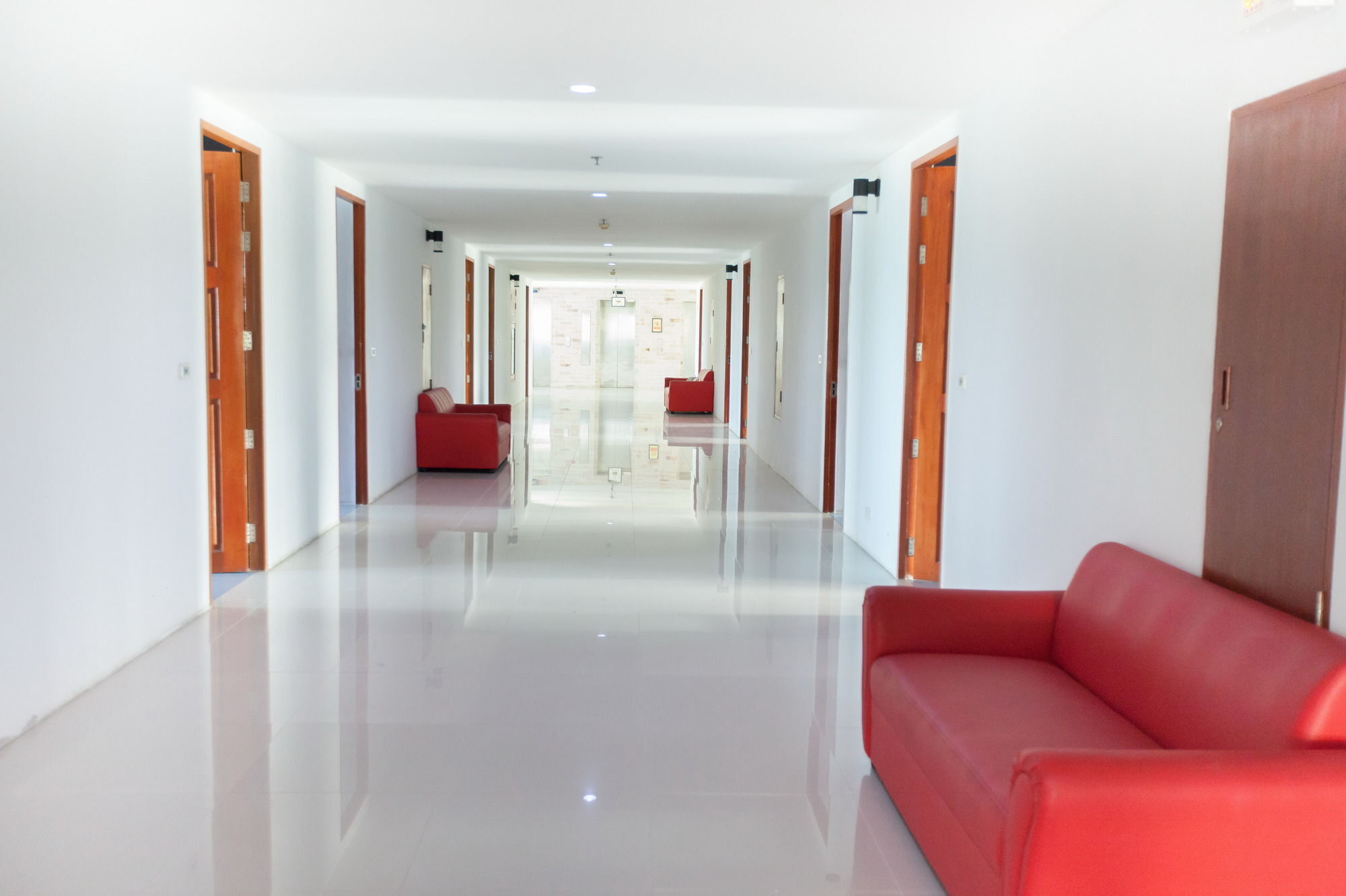 Chalong Beach Hotel Phuket Rawai Exteriör bild